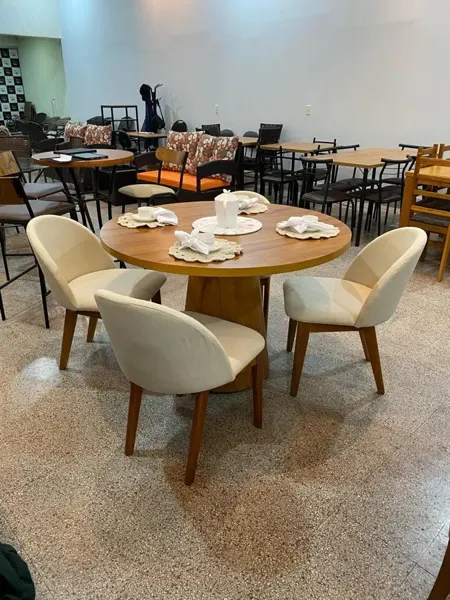 Mesa Elizabeth com Cadeiras REF 410