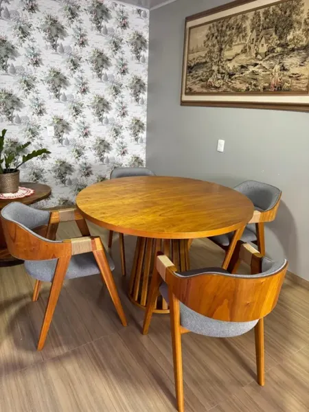 Mesa Yeruti - versão redonda com Cadeira REF 408